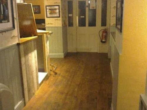 Holland Hotel Llanfachraeth Екстериор снимка