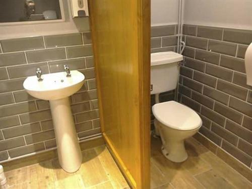 Holland Hotel Llanfachraeth Екстериор снимка