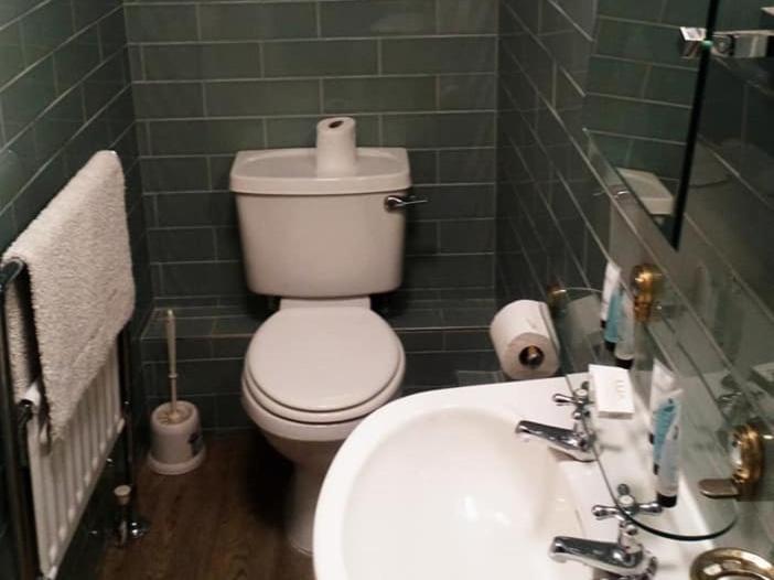 Holland Hotel Llanfachraeth Екстериор снимка