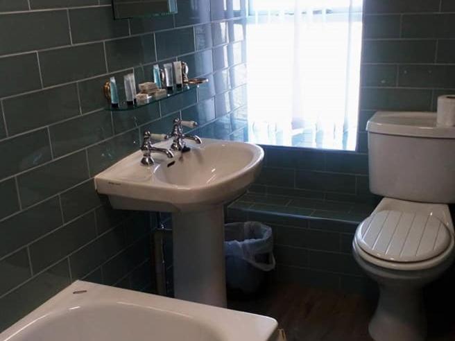 Holland Hotel Llanfachraeth Екстериор снимка